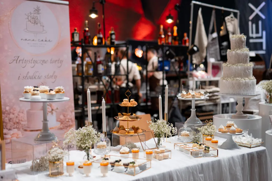 Nana Cake — słodki stół Toruń
